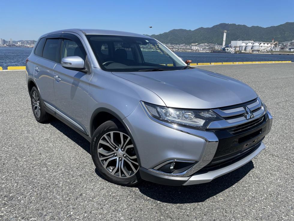 MITSUBISHI OUTLANDER 24G SAFETY PACKAGE 4WD